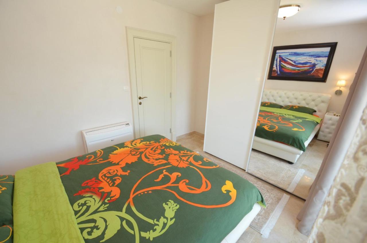 Leut Stone Residence Тиват Экстерьер фото