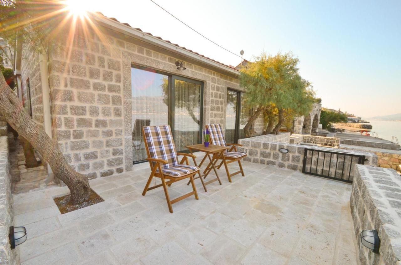 Leut Stone Residence Тиват Экстерьер фото