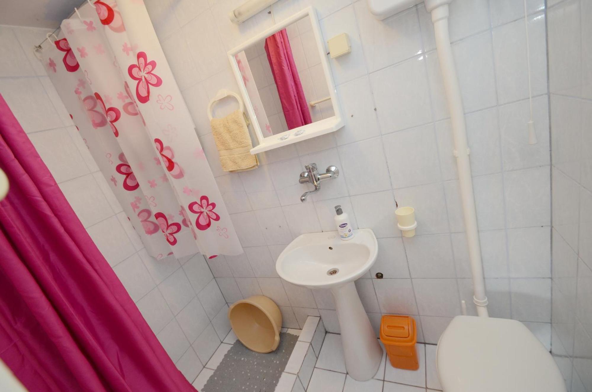 Leut Stone Residence Тиват Номер фото