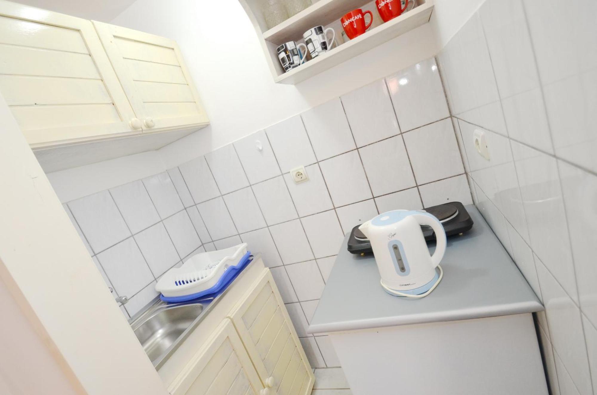 Leut Stone Residence Тиват Номер фото